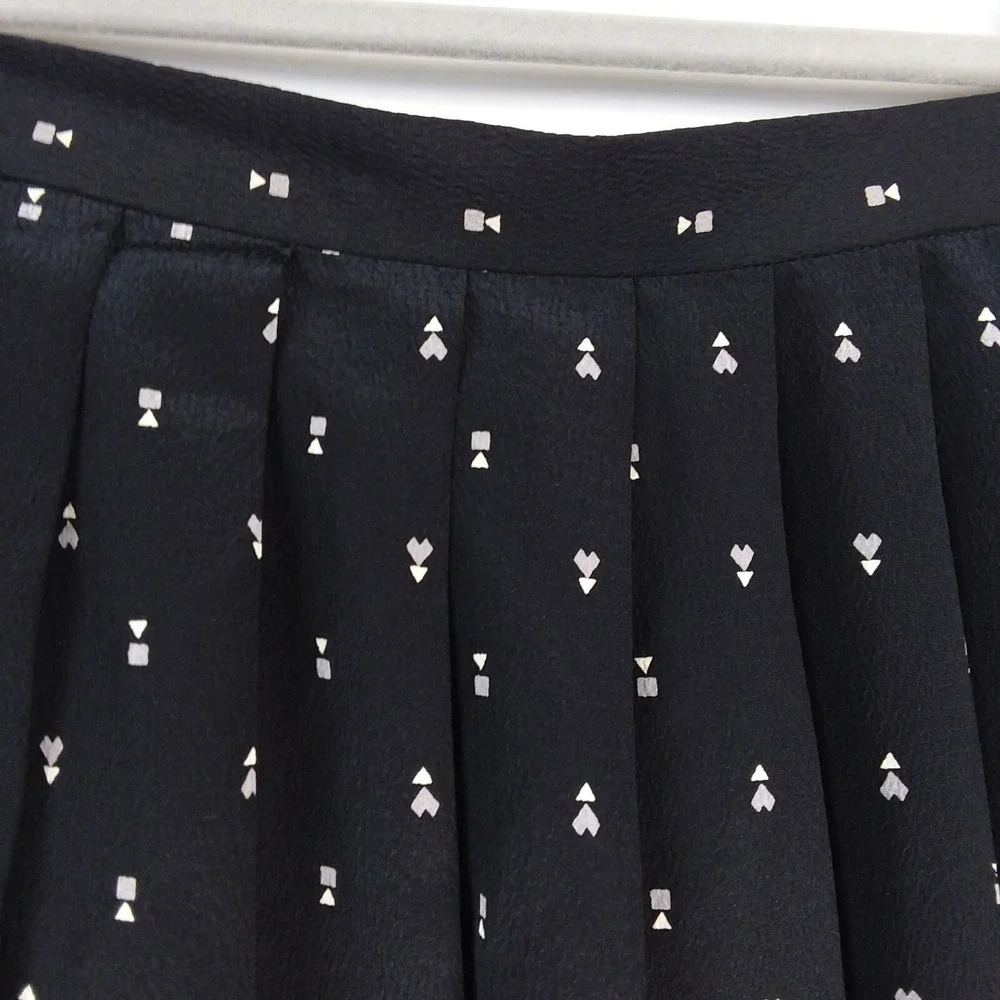 Evan Picone‎ Pleated Black Skirt Sz 14  Knee Length Y2K Preppy Old Money Twee
